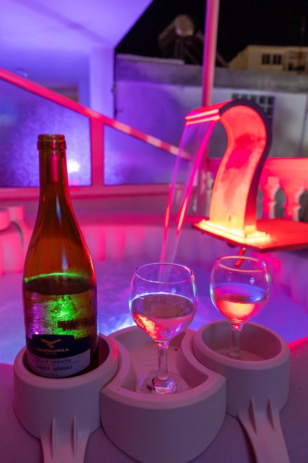 Esel Apartments Sarandë エクステリア 写真