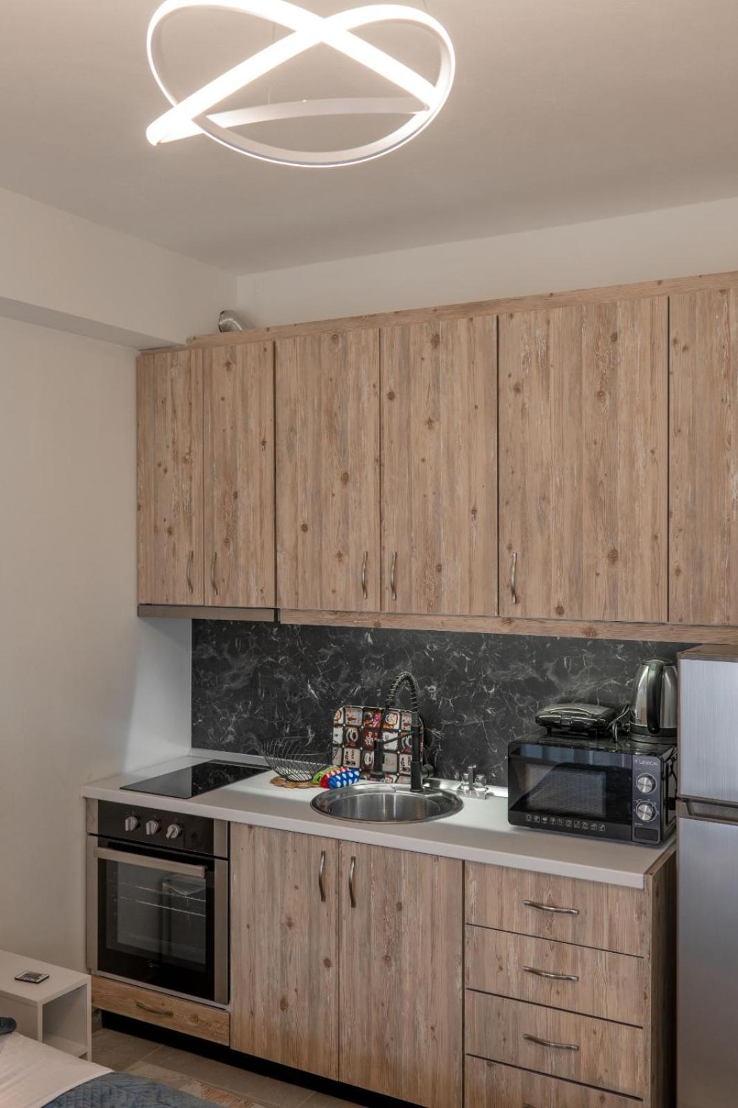 Esel Apartments Sarandë エクステリア 写真