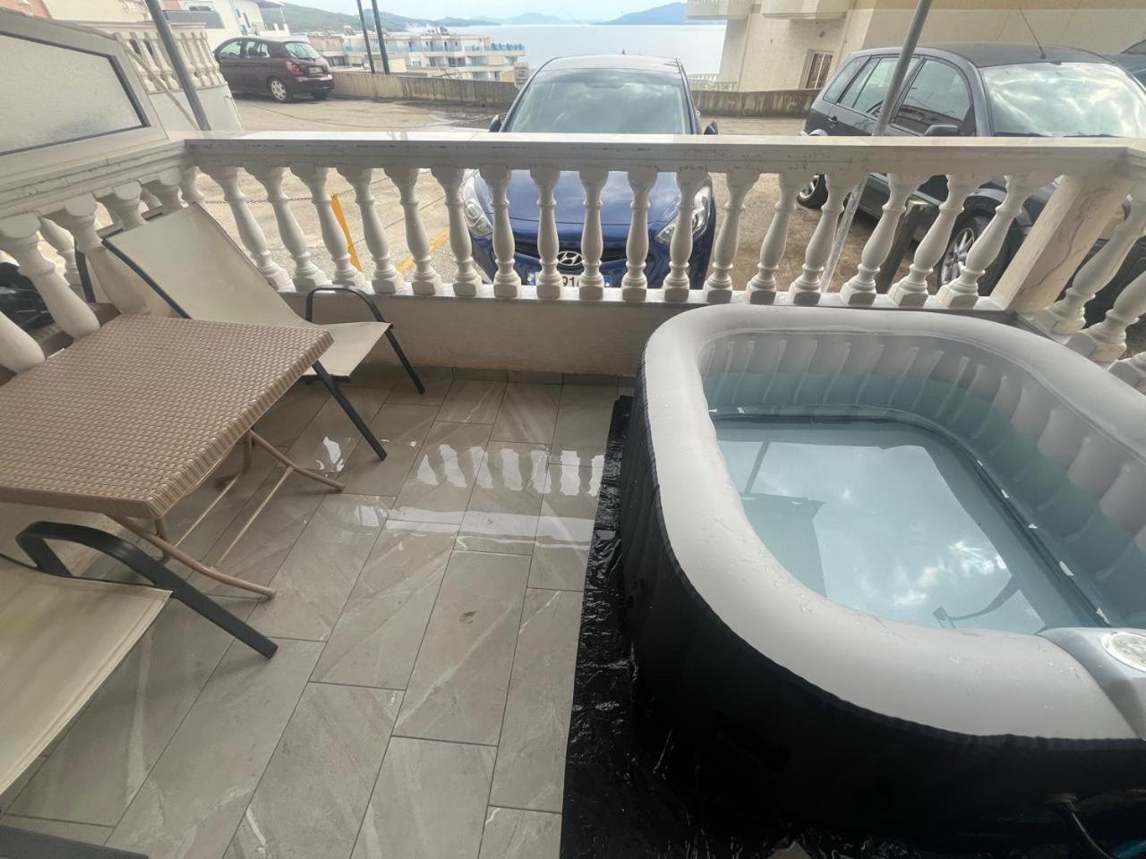 Esel Apartments Sarandë エクステリア 写真